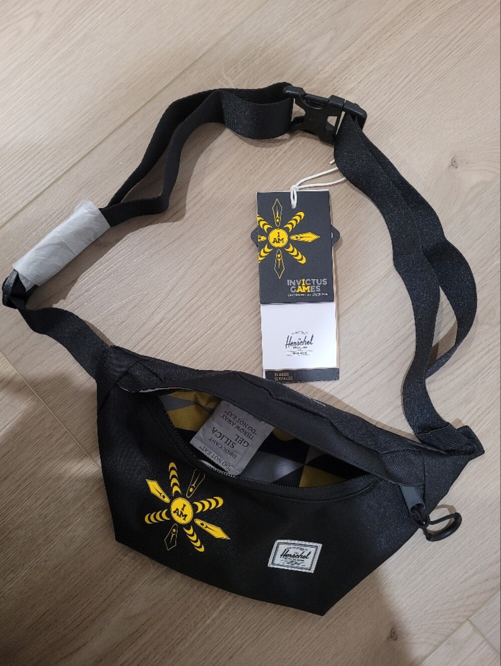 Herschel Supply Company Black Logo Waist Pack - 2025 Invictus Games Edition NWT*